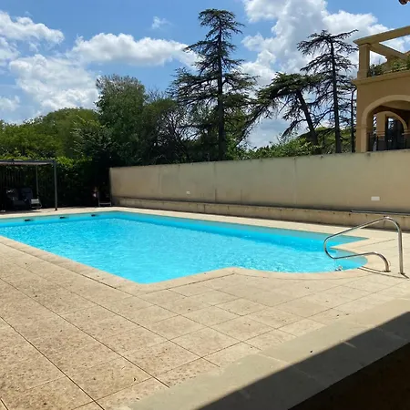 Appartement Avec Piscine En Centre Ville Uzès Exterior foto